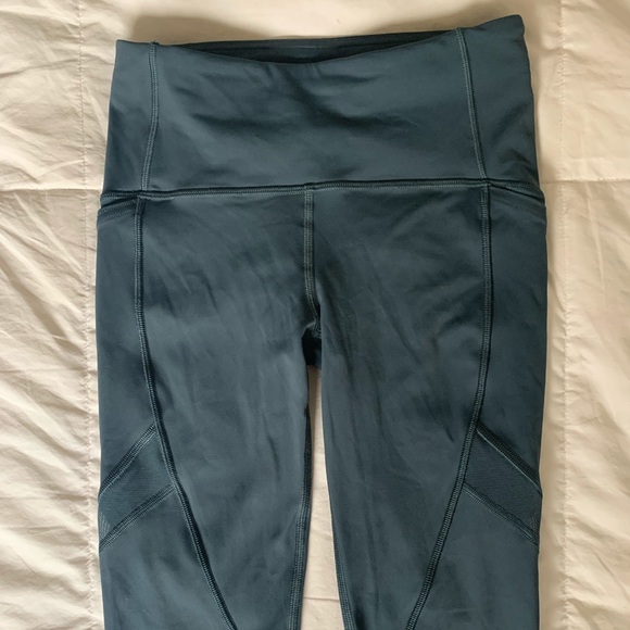 Lululemon Fast and Free Tights - Picture 1 of 16